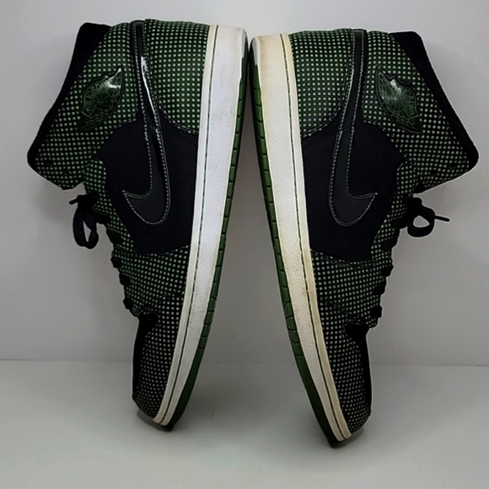 Jordans | 1 Retro High Chlorophyll green/black hi-top sneakers | MENS 14 - Picture 7 of 11